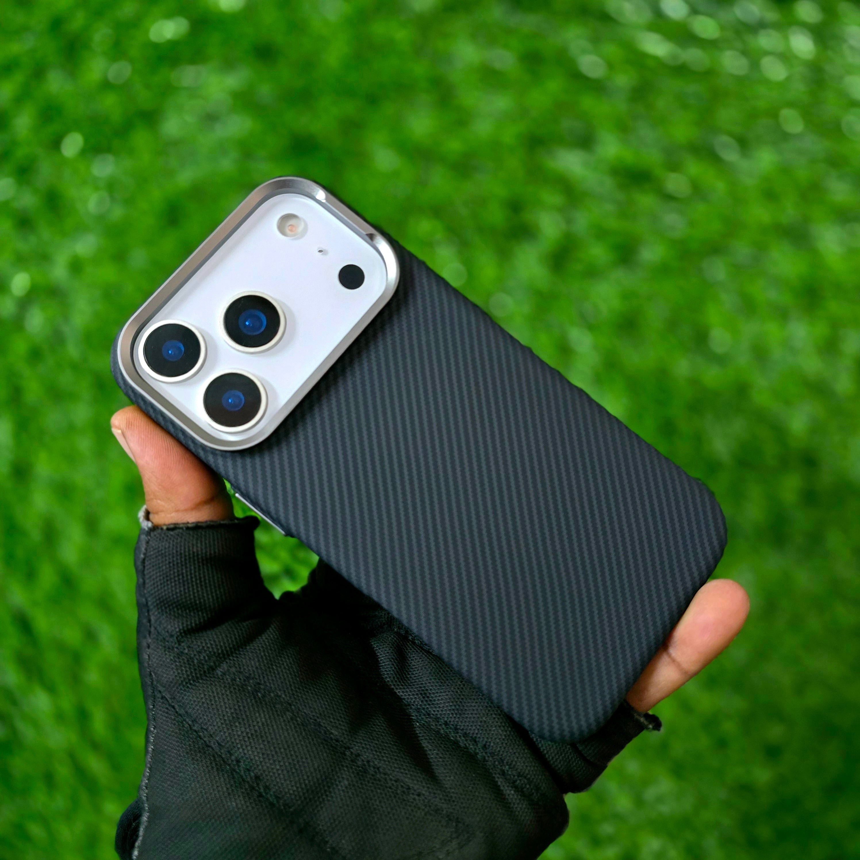 iPhone 17 Pro Carbon Case, 600D Carbon Fiber Texture Hard PC with Magsafe - Black